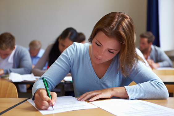 Entender la importancia de la formación profesional para encontrar un empleo es un factor clave.